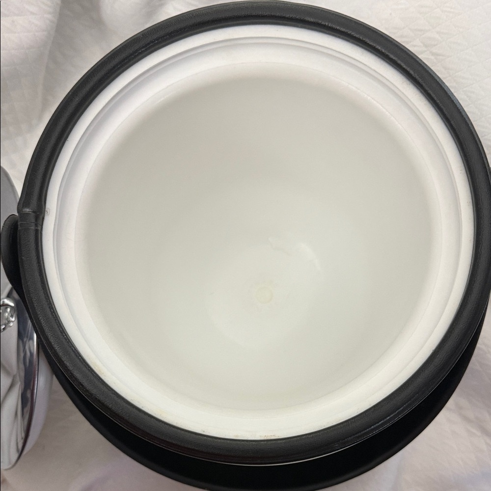 Vintage Kraftware MCM Black Vinyl Ice Bucket - Chrome Style Trim & Lid - Picture 3 of 15